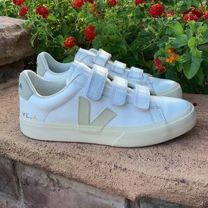 Veja Recife Logo Sneaker